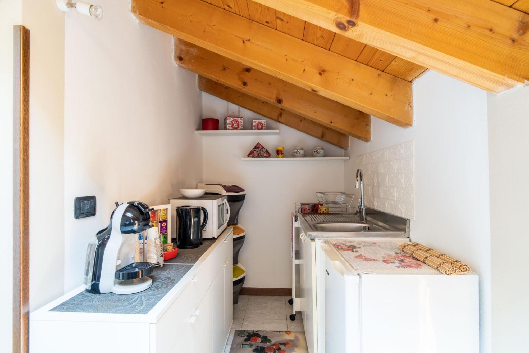 Le Rose Apartment Venegono Superiore Luaran gambar